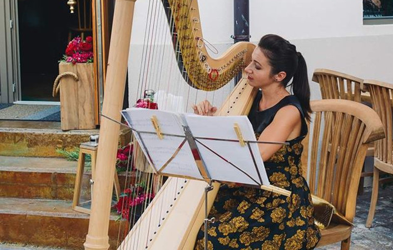 „Muzica zeilor, bucuria pământenilor”, concert de harpă, la Casa Orășenească de Cultură din Bocșa 1 50487755 1178825388939883 7192837994682777600 n 1
