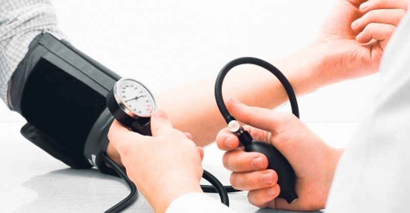 Furnizorii de servicii medicale au termen până la finalul lunii să încheie contractele cu Casa de Asigurări Caraș-Severin 1 servicii medicale