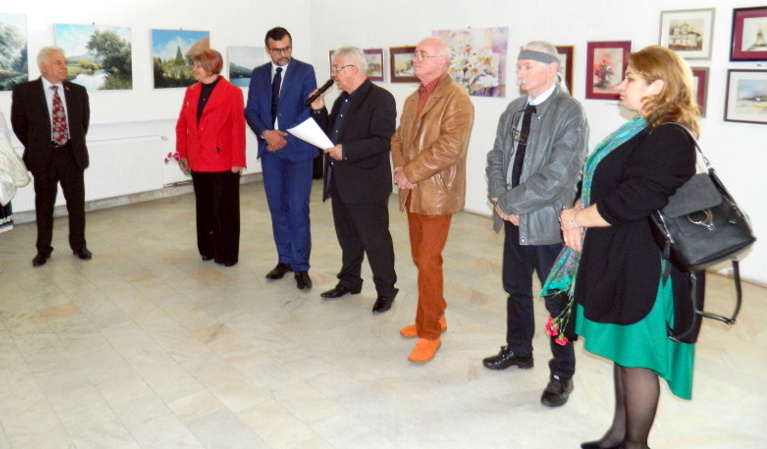 „Primăvara cărăşană în forme şi culori“, la Muzeul Banatului Montan 1 CREATIE 12 APRILIE 2019