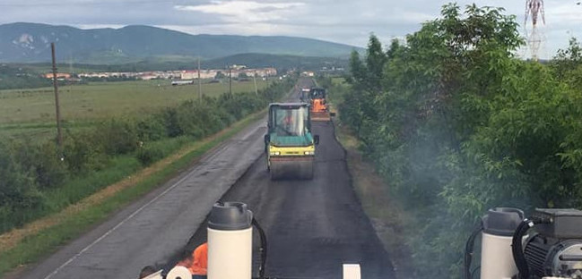 Lucrările la sectorul de drum Oraviţa-Greoni ar trebui să fie finalizate în maximum o săptămână 1 61223700 825147087847876 7216768757887139840 n