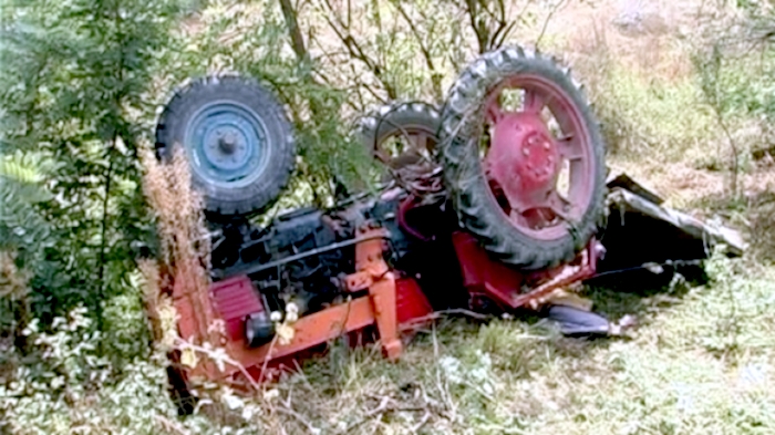 La Nicolinț, o femeie a murit după ce a fost strivită de un tractor