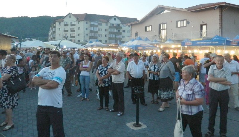 „Zilele oraşului“, trei zile de distracţie la Oţelu Roşu 1 2