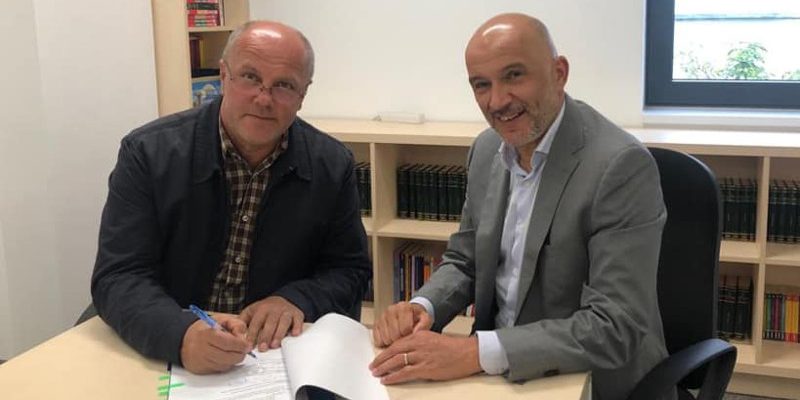 Colegiul Tehnic Reşiţa va fi reabilitat printr-un proiect semnat cu ADR Vest 1 CU MAXIM SORIN e1585729618677