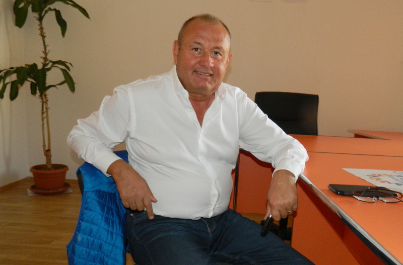 Ion Mocioalcă spune că va negocia cu PSD, atât la centru, cât şi la Reşiţa, „dar nu cu actualele conduceri, care s-au dovedit falimentare!” 1 ION MOCIO