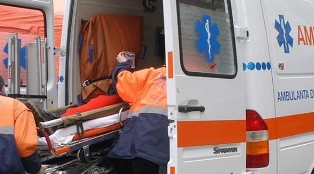 Un șofer din Orăștie a produs un grav accident de circulație pe DN 6 și a fugit de la locul faptei 1 salvare e1594894203448