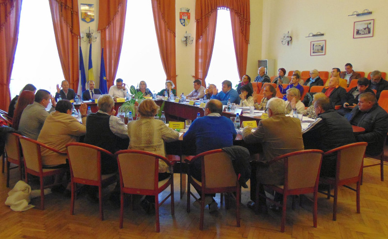 Consilierii caransebeşeni au spus „Pas” majorării tarifelor propuse de Aquacaraş 1 consiliul local 4