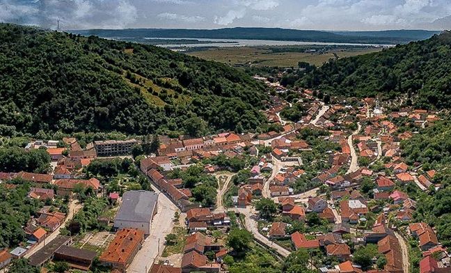 Centru Cultural pentru Tineret din bani europeni, la Moldova Nouă 1 adr moldova noua