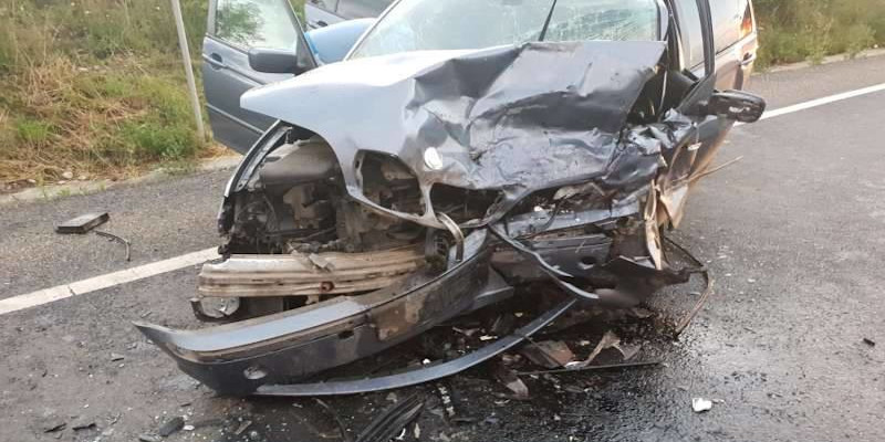 Accident grav pe DN66, luni-seară. A fost implicat un cărăşean din Oţelu Roşu 1 accident grav