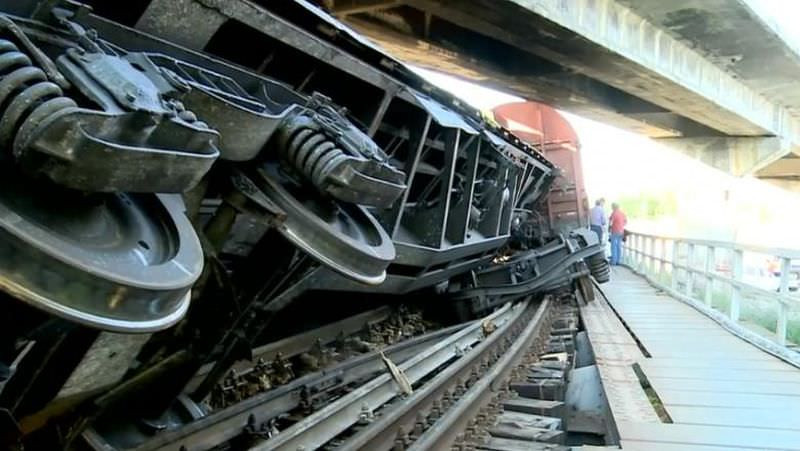 Un tren de marfă a deraiat la intrare în halta Cornuțel Banat 1 tren deraiat