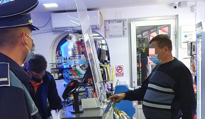 Zece operatori economici din Caraş-Severin au fost amendaţi de echipele mixte ale M.A.I. 1 IMG 20201002 WA0002