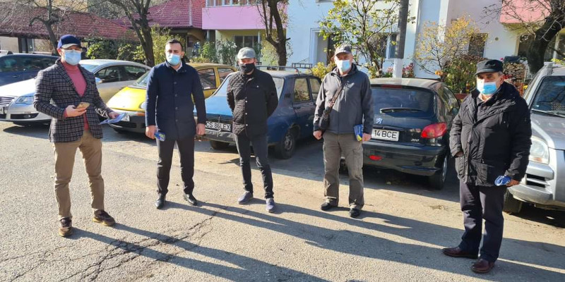 Dumitru Rujan, printre ai săi, la Băile Herculane 2 Rujan campanie