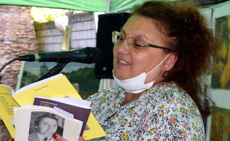Gabriela Șerban a primit premiul Monica Andriesei pentru merite în activitatea de bibliotecă 2020 1 gabriela