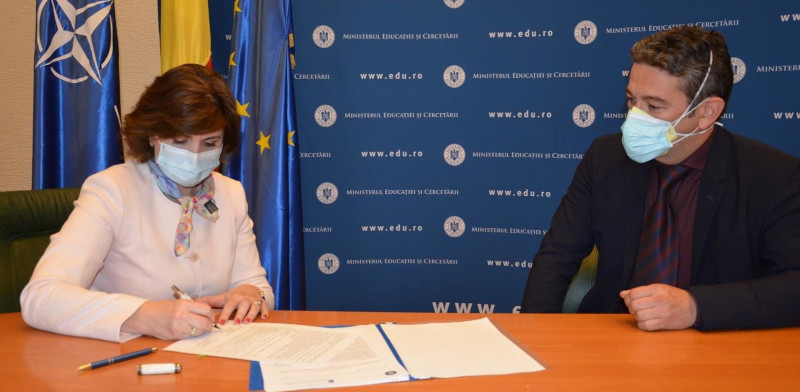„Transplantul înseamnă viaţă” - o campanie de informare pentru liceenii români