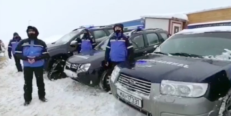 Şi pe Muntele Mic, jandarmii montani sunt la datorie 1 jandarmi montani