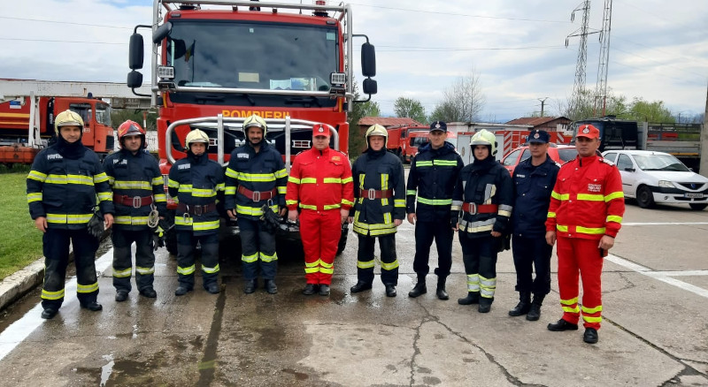 Un bărbat din Caransebeș a fost salvat de la moarte, în ultimul moment, de pompierii cărășeni