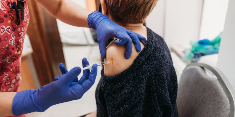 Care sunt centrele de vaccinare care vor rămâne deschise după 1 aprilie în Caraș-Severin 1 vaccin herculane
