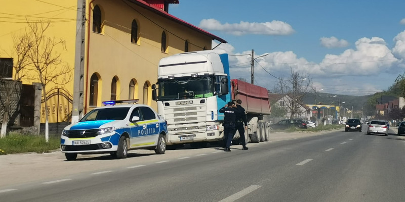 politisti activitate Paste