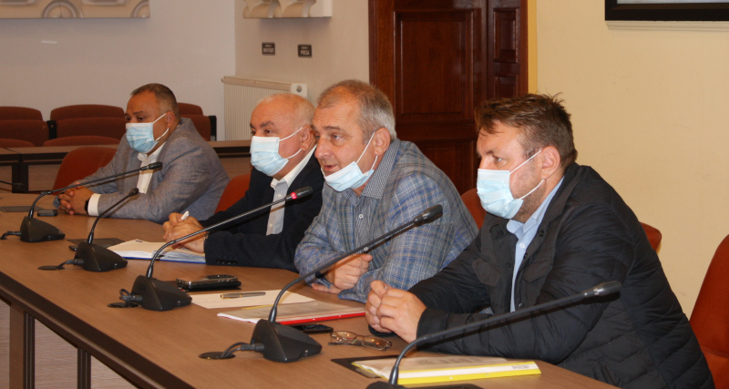 Întâlnire de lucru, în vederea extinderii rețelei de gaz în 33 de unități administrative din Caraș-Severin