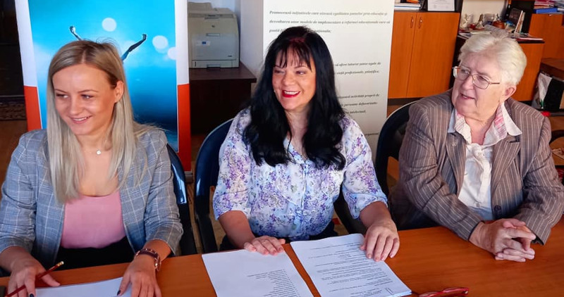 Pentru a zecea oară, Festivalul „Porțile Poeziei” transformă Reșița în capitala poeților 1 liubita raichici