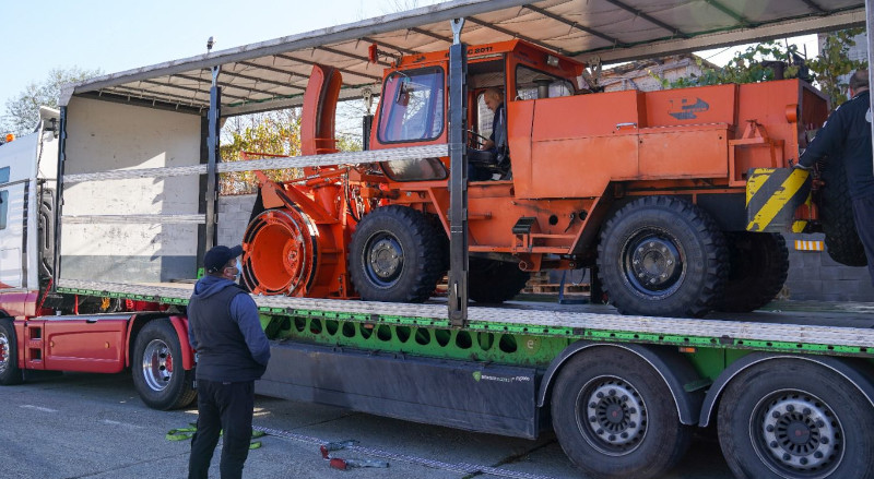 Aquacaraș a achiziționat utilaje de 128.000 de lei pentru deszăpezirea unor tronsoane de drum din Caraș-Severin