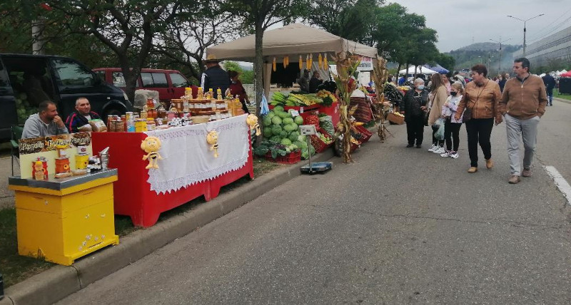 Reșițenii mai au două zile în care își pot face aprovizionarea de la producătorii locali