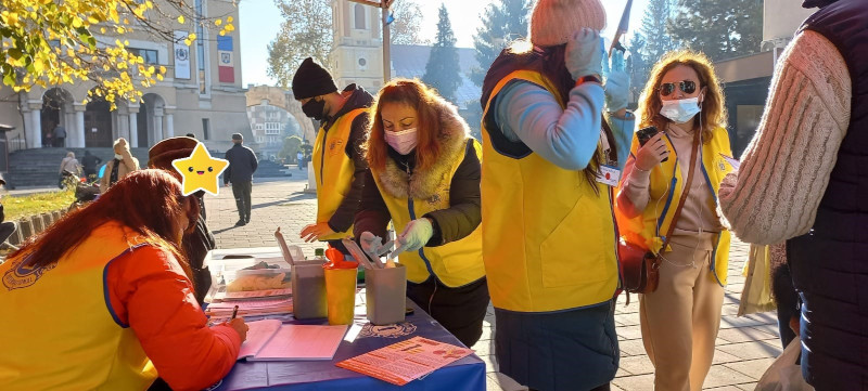 Asociația Diabeticilor și Clubul Lions Kindness Reșița au organizat o campanie de testare a glicemiei la Caransebeș 1 diabet caransebes