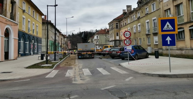 Lucrările de pe Strada George Enescu din Reșița se fac pe cheltuiala constructorului 1 george enescu