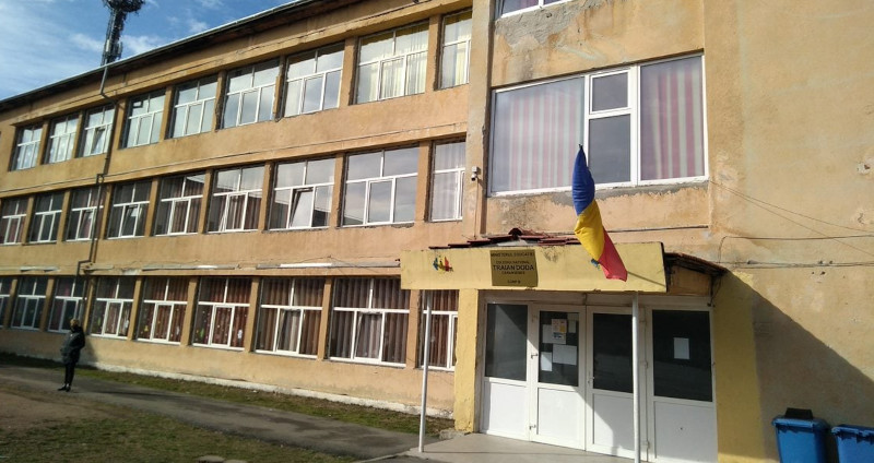 PNRR pentru două școli și un internat din Caransebeș 1 traian doda