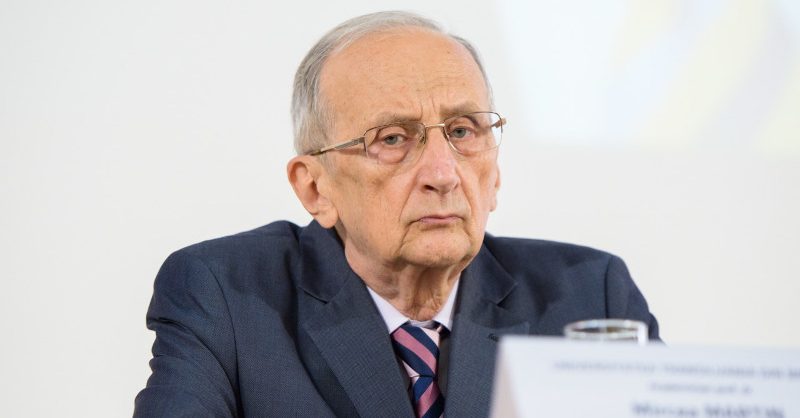 Mircea Martin a primit marele premiu „Gheorghe Crăciun“ pentru „Opera Omnia“ 1 Mircea-Martin