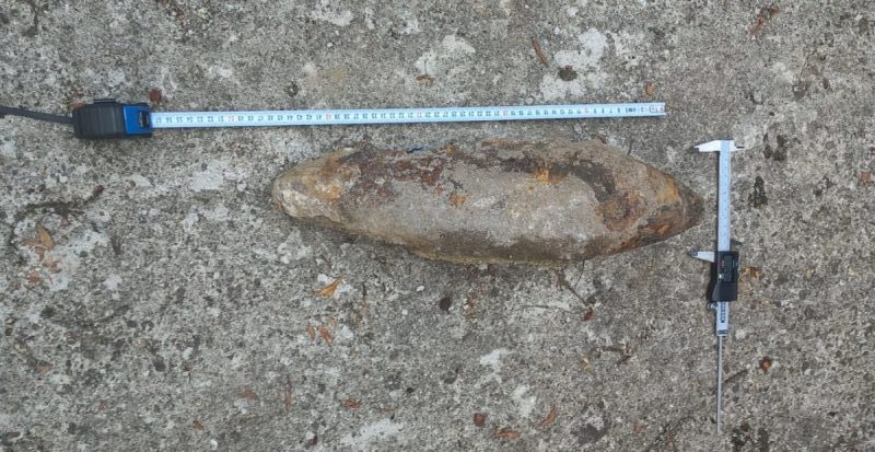 Bombă găsită la Reșița pe șantierul de pe Bulevardul Republicii 1 bomba 1 scaled e1654715720314