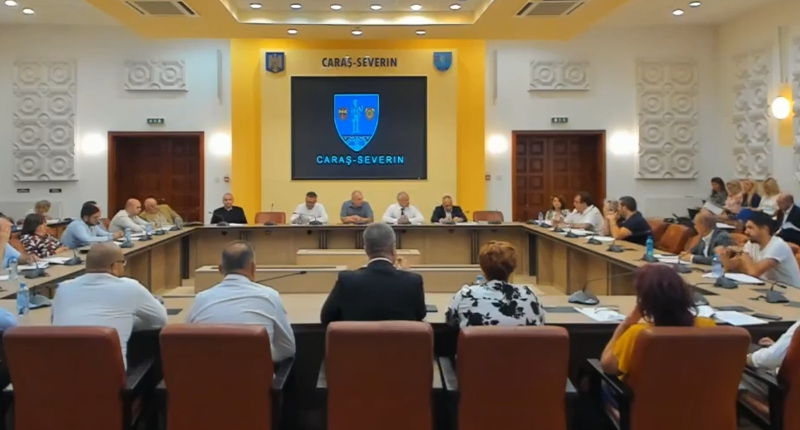 Consiliul Judeţean cărășean ia credit 40 de milioane lei pentru modernizarea a trei tronsoane de drumuri judeţene 1 consiliewri jud