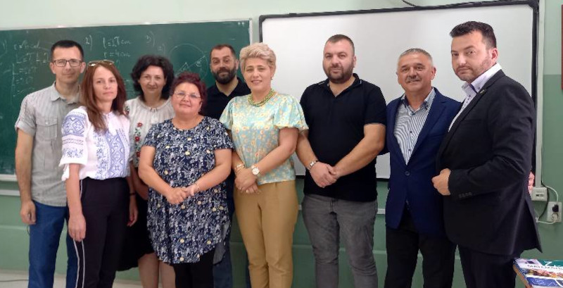 „Din Banat până-n Banat”, parteneriat româno-sârb la Bocșa 1 varset11