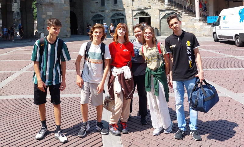 Voluntarii Centrului de Voluntariat Reșița participă la schimbul european pentru tineret LandArt and Inner Planet 1 mansaarda