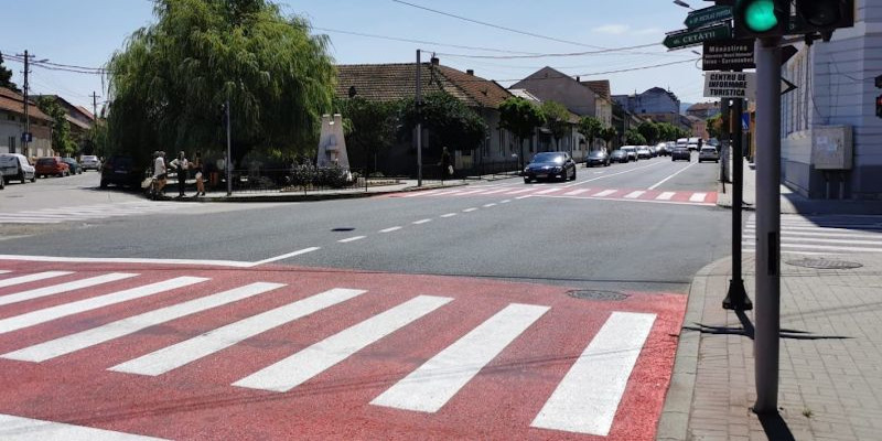 La Caransebeş s-a semnat recepţia pentru lucrările de pe Strada Ardealului. Firma Strabag acordă o garanţie de trei ani 1 marcaje_1