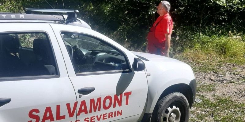 Se refac traseele din zonele Muntele Mic – Țarcu – Semenic 1 salvamont marcaje