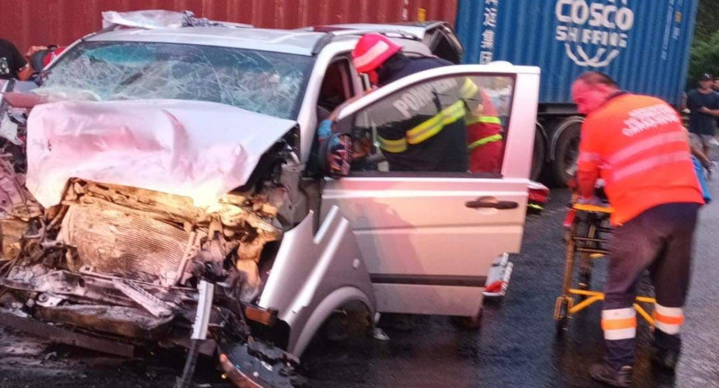 Accident rutier la Armeniș, soldat cu șase victime, dintre care trei minori 1 accident Armenis