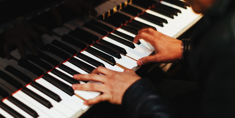 „Classic Unlimited” va susține un concert la Hala Minda din Reșița 1 pianist