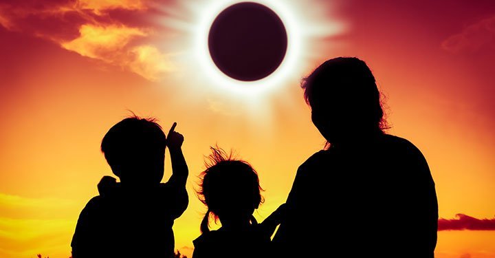 Eclipsa parţială de Soare va putea fi observată şi de pe teritoriul României 1 eclipsa