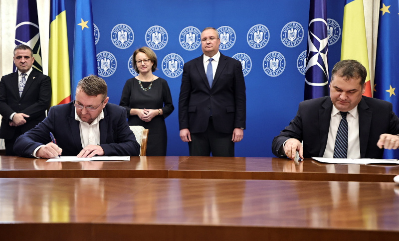Dumitru Ursu, primarul Oraviței, a semnat contractul de peste 56 de milioane pentru renovarea mai multor blocuri din oraș 1 ursu guvern