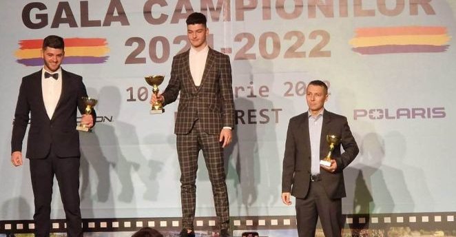 Caransebeşeanul Casian Ivan, premiat de Federaţia Română de Motociclism 1 casian ivan 1