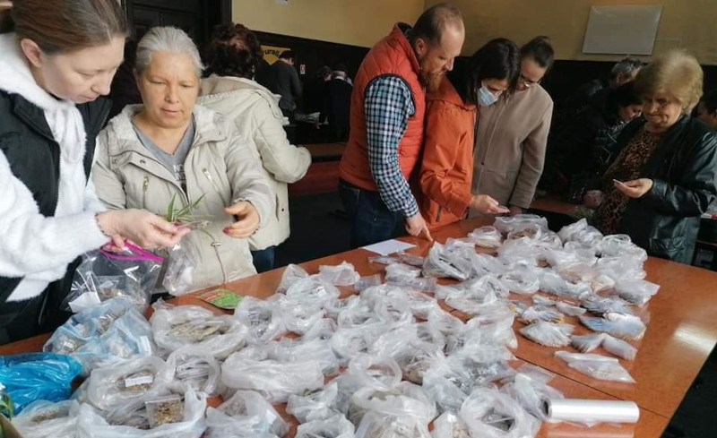Reșița, pe lista orașelor în care vor poposi voluntarii campaniei „Semințe cu suflet“ 1 seminte cu suflet