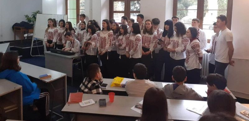 Elevii de la „Traian Doda” şi Mihai Eminescu 1 zilele culturii caransebes 1