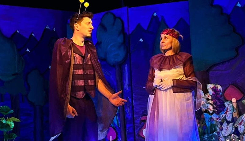 Licuriciul Lampio îi aşteaptă pe micii reşiţeni la teatru 1 lampio