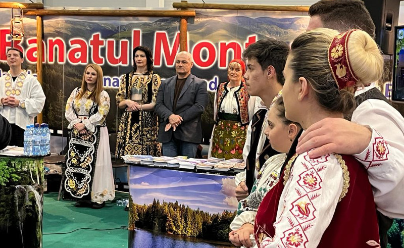 La Târgul Național de Turism al României, standul județului Caraș-Severin a surprins plăcut vizitatorii 1 targ turism 1