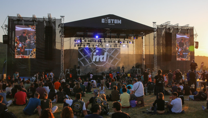 După o lungă pauză, festivalul „Custom“ revine la Reșița 1 custom