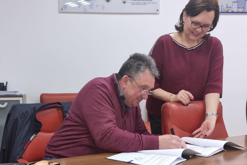 1,3 milioane de lei pentru Anina 1 danu semnatura