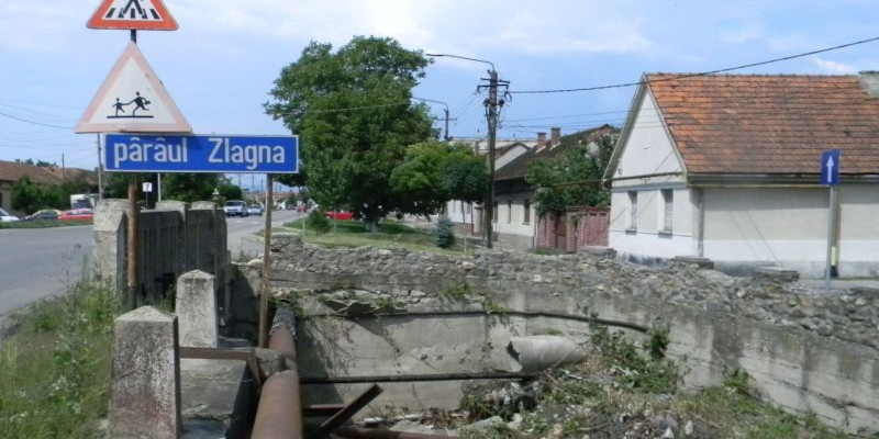 Apele Române vor să „îmblânzească” Zlagna şi Potocul 1 inundatii 1