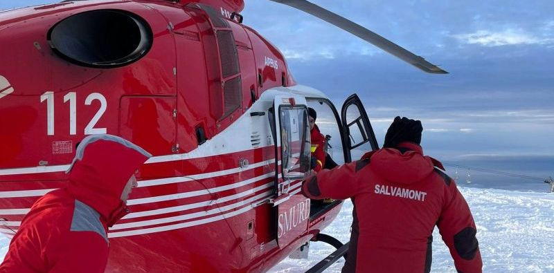 Salvamontiştii, 10 intervenţii pe Muntele Mic în weekend-ul trecut 1 salvamont weekend 1
