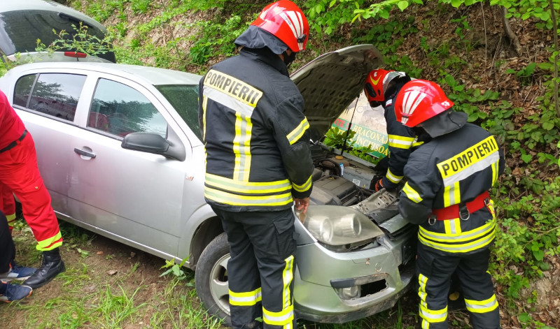 Accident rutier la ieșirea din Văliug, pe sensul de mers către Reșița 1 accident5
