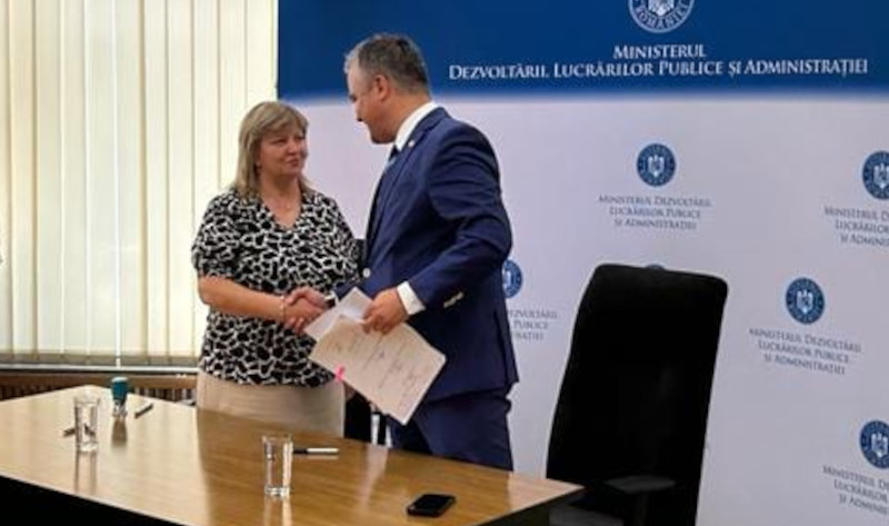 Peste 500.000 de lei pentru Primăria din Ramna 1 ramna2